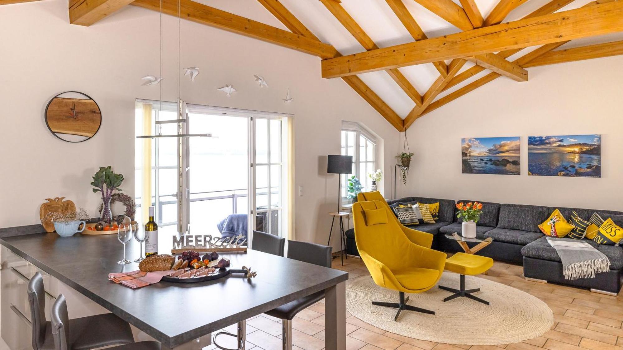 Haus Seeblick Mit 9 Wohnungen Alt Reddevitz Exterior foto